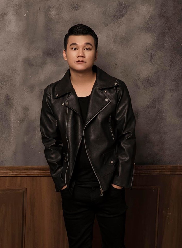 khac-viet-muon-ho-tro-den-18-tuoi-cho-cau-be-mo-cong-gach-nguoi-mong-d4eab2e6