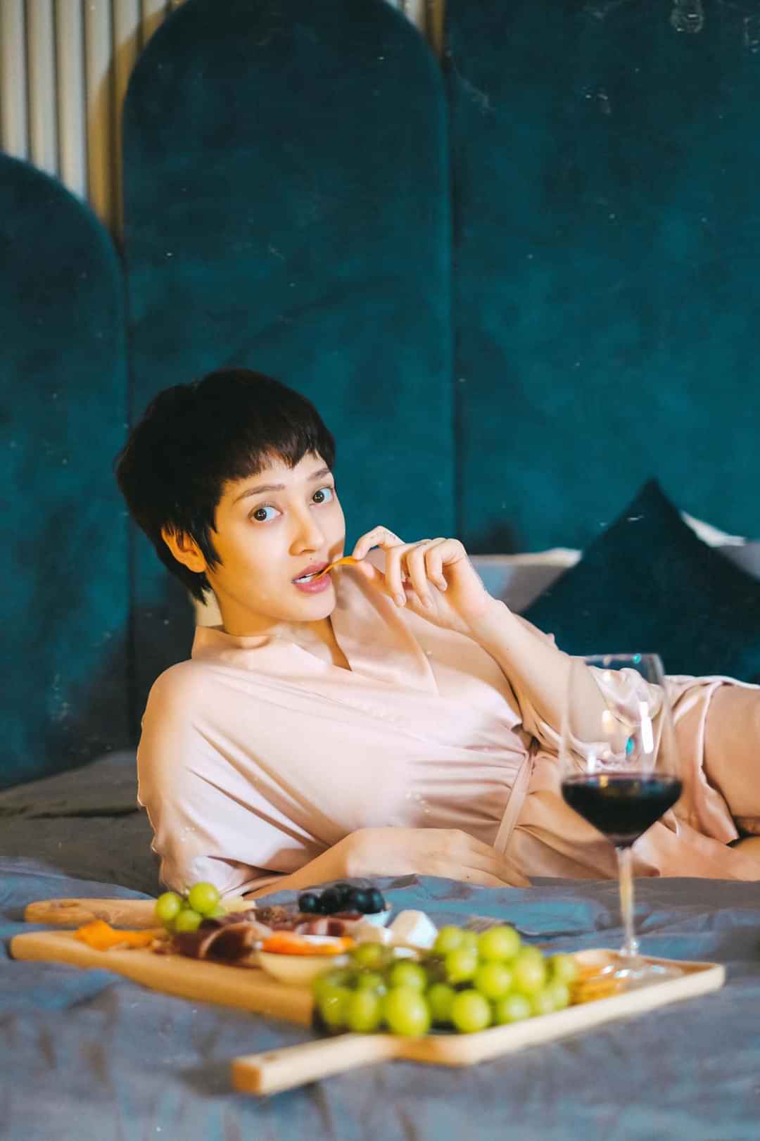 Bao-anh-dang-anh-tao-bao-trong-nha-tam-CĐM-dong-loat-goi-ten-Ho-Quang-Hieu-6