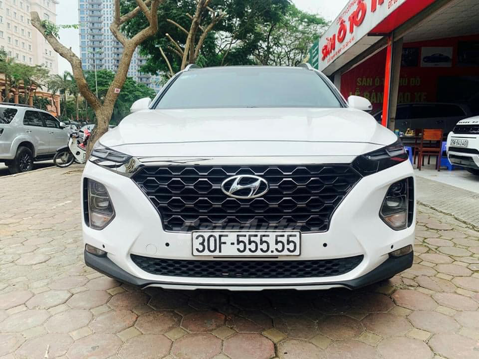 Chiếc Hyundai Santa Fe 2021 c&oacute; gi&aacute; kh&ocirc;ng tưởng khiến Toyota Fortuner 'vỡ &ograve;a', h&eacute; lộ chi tiết cực độc ảnh 3