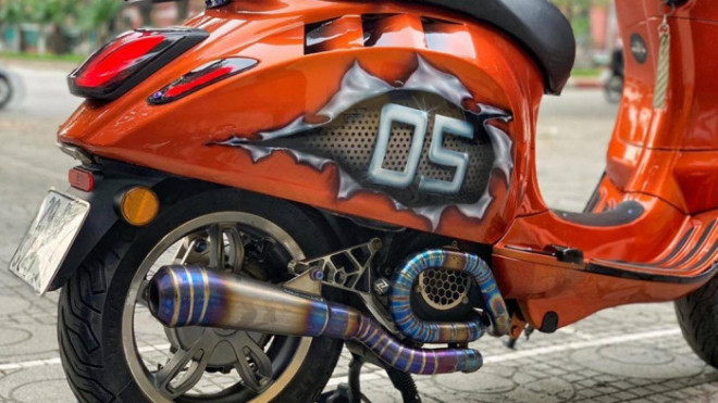 Đối thủ Honda SH 125i g&acirc;y ngỡ ng&agrave;ng với thiết kế kh&ocirc;ng tưởng, gi&aacute; xe khiến d&acirc;n t&igrave;nh &lsquo;bật ngửa&rsquo; ảnh 3