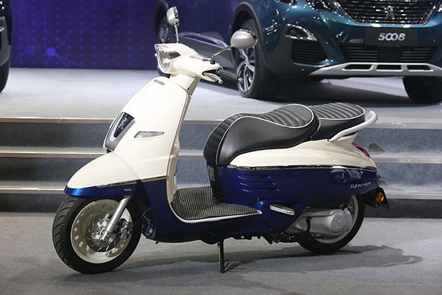 Kỳ phùng địch thủ Honda SH 150i 2021 lộ diện: Ngoại hình 'gây bão', giá rẻ không tưởng! ảnh 2