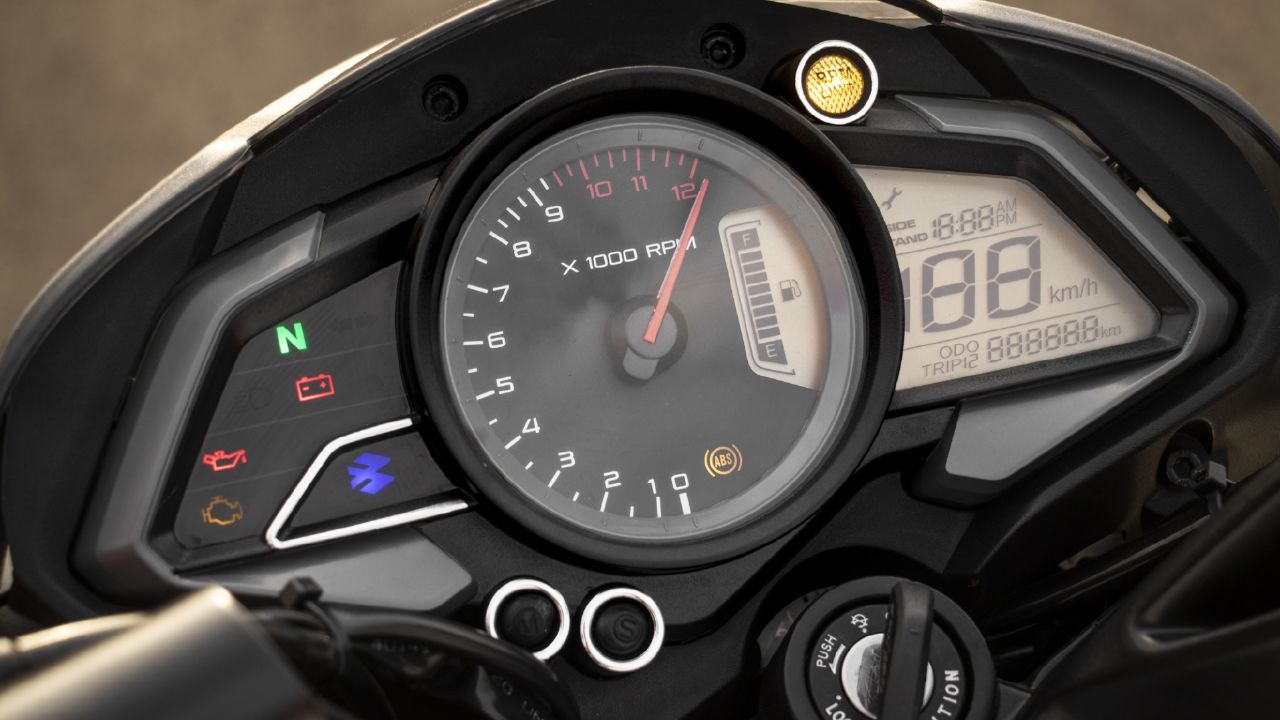 Mẫu côn tay giá chỉ 36 triệu ‘nuốt chửng’ Yamaha Exciter 155 với thiết kế 'đè bẹp' Honda Winner X ảnh 3