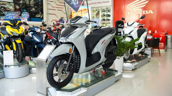Sau Honda SH Mode, gi&aacute; xe Honda SH 350i ở ngưỡng kh&ocirc;ng tưởng tại đại l&yacute; khiến kh&aacute;ch Việt ngớ người ảnh 3