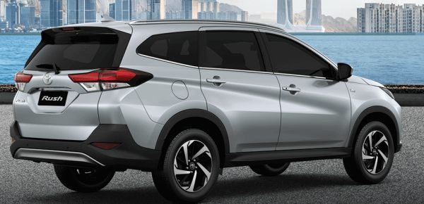 'Đ&agrave;n em' Toyota Innova 2021 tung ưu đ&atilde;i si&ecirc;u khủng: Thiết kế long lanh, trang bị ngập tr&agrave;n ảnh 3