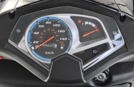 D&acirc;n t&igrave;nh m&ecirc; mệt v&igrave; đối thủ của Honda Air Blade 125 ở Việt Nam: Gi&aacute; từ 43 triệu, diện mạo ấn tượng ảnh 2