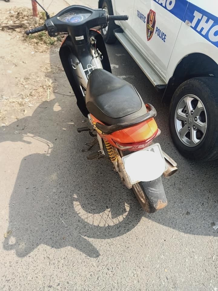 Người phụ nữ đi Honda Wave Alpha thiệt mạng sau c&uacute; t&ocirc;ng động trời với container khiến ai cũng sợ h&atilde;i ảnh 3