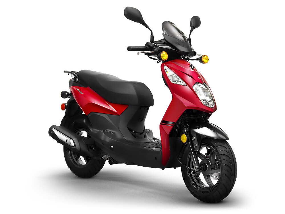 Đối thủ Honda Air Blade 125 giá rẻ hơn 10 triệu: Thiết kế và trang bị khiến Honda Vision lác mắt ảnh 1