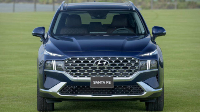 Hyundai SantaFe xuất sắc vượt mặt Toyota Fortuner, Ford Everest dẫn đầu ‘bảng vàng’ tháng 5/2021 ảnh 2