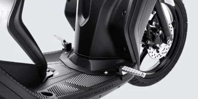 Địch thủ Honda Air Blade gi&aacute; chỉ 27 triệu, rẻ hơn Honda Vision 15 triệu, thiết kế đốn tim kh&aacute;ch Việt ảnh 2