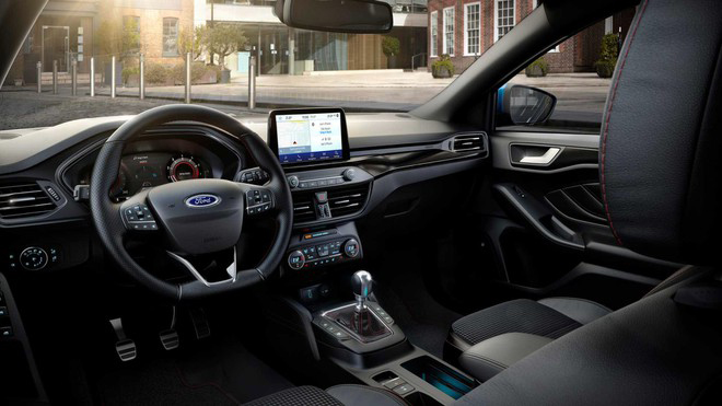 Ford Focus thế hệ mới lộ nguyên hình, sẵn sàng cho Honda Jazz, Toyota Yaris ‘ngửi khói’ ảnh 3