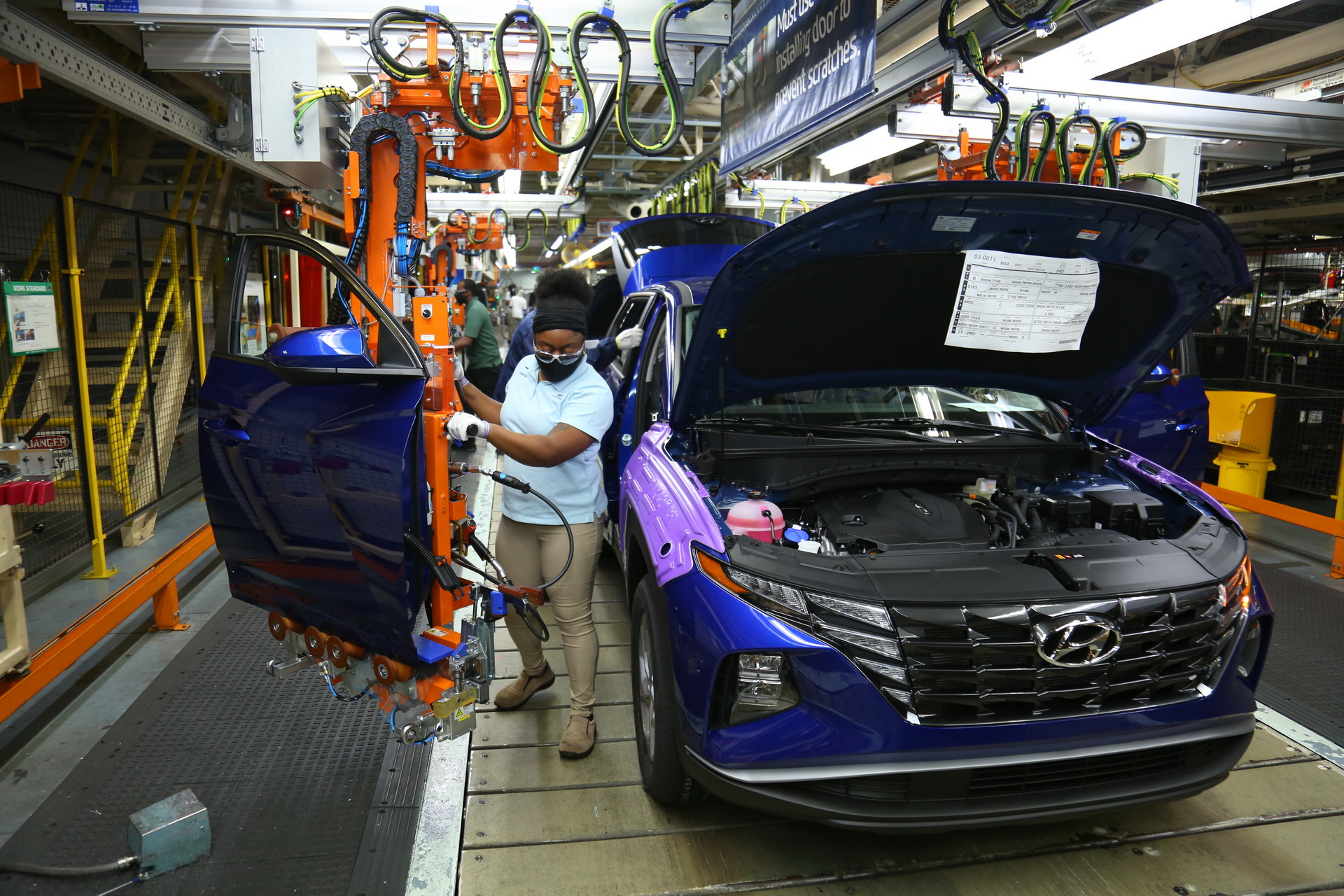 Hyundai Tucson 2022 sắp ‘ra lò’ với trang bị khủng vượt mặt Mazda CX-5, Honda CR-V, Toyota Fortuner ảnh 2