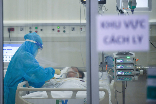 Tập đo&agrave;n Vingroup trao tặng cộng đồng 500.000 lọ thuốc điều trị Covid-19 ảnh 1