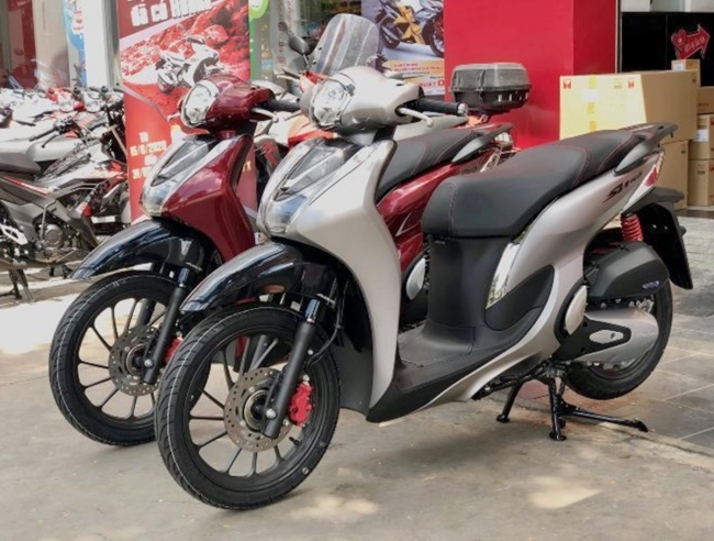 Tin xe hot 24/1: Yamaha Exciter gục ng&atilde; trước đối thủ gi&aacute; 55 triệu, Honda SH Mode gi&aacute; kh&ocirc;ng tưởng ảnh 2