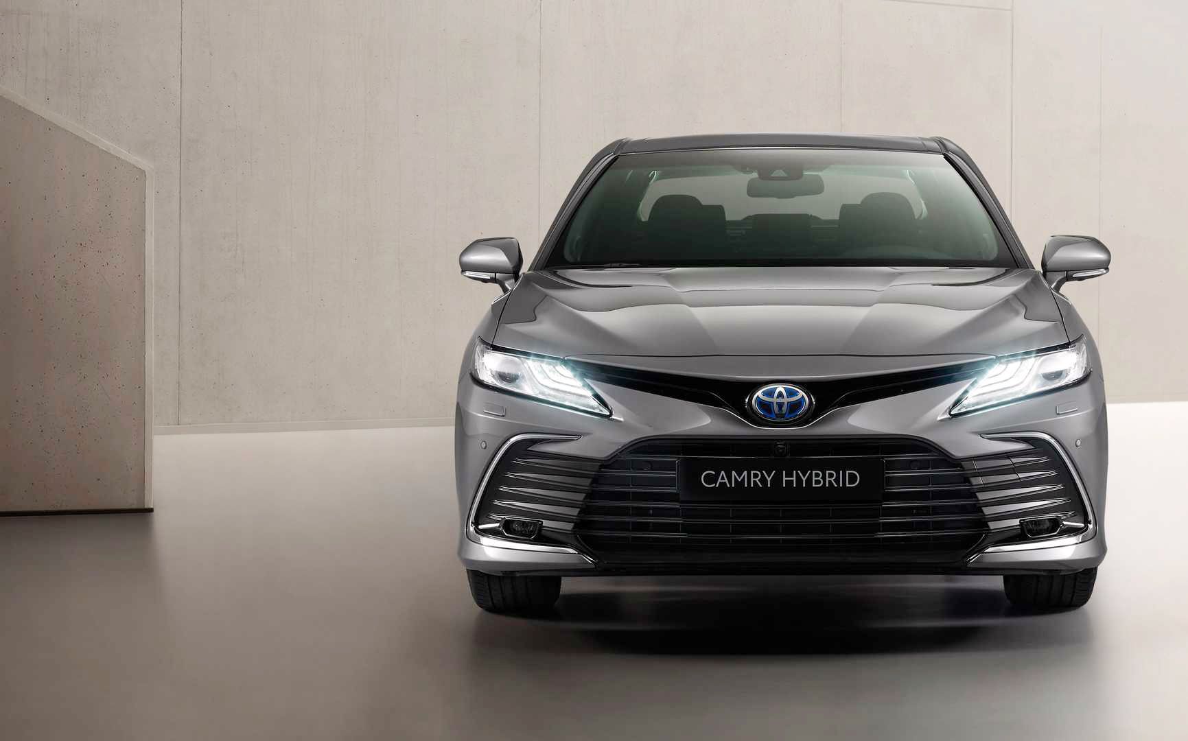 Rộ tin Toyota Camry 2021 về nước khiến Honda Accord, Hyundai Sonata ‘né vội’, trang bị đỉnh cao ảnh 3
