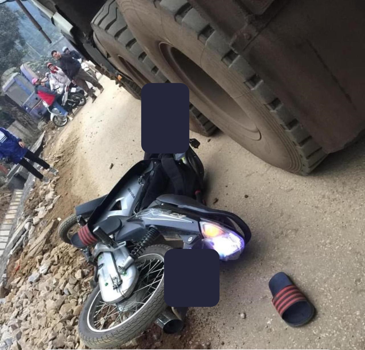 Hoảng hồn nam sinh đi Honda Wave Alpha tử vong tại chỗ sau va chạm cực mạnh với xe tải ảnh 1