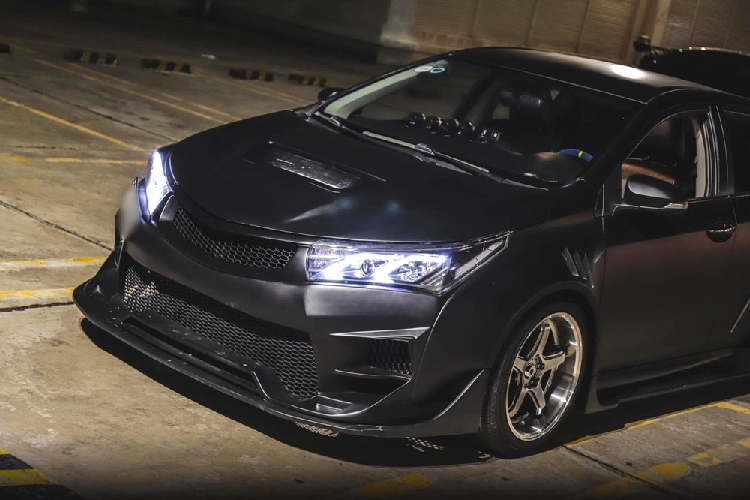 Giật bắn m&igrave;nh v&igrave; chiếc Toyota Corolla Altis &lsquo;lột x&aacute;c&rsquo; ngoạn mục với gi&aacute; chỉ 350 triệu ảnh 1