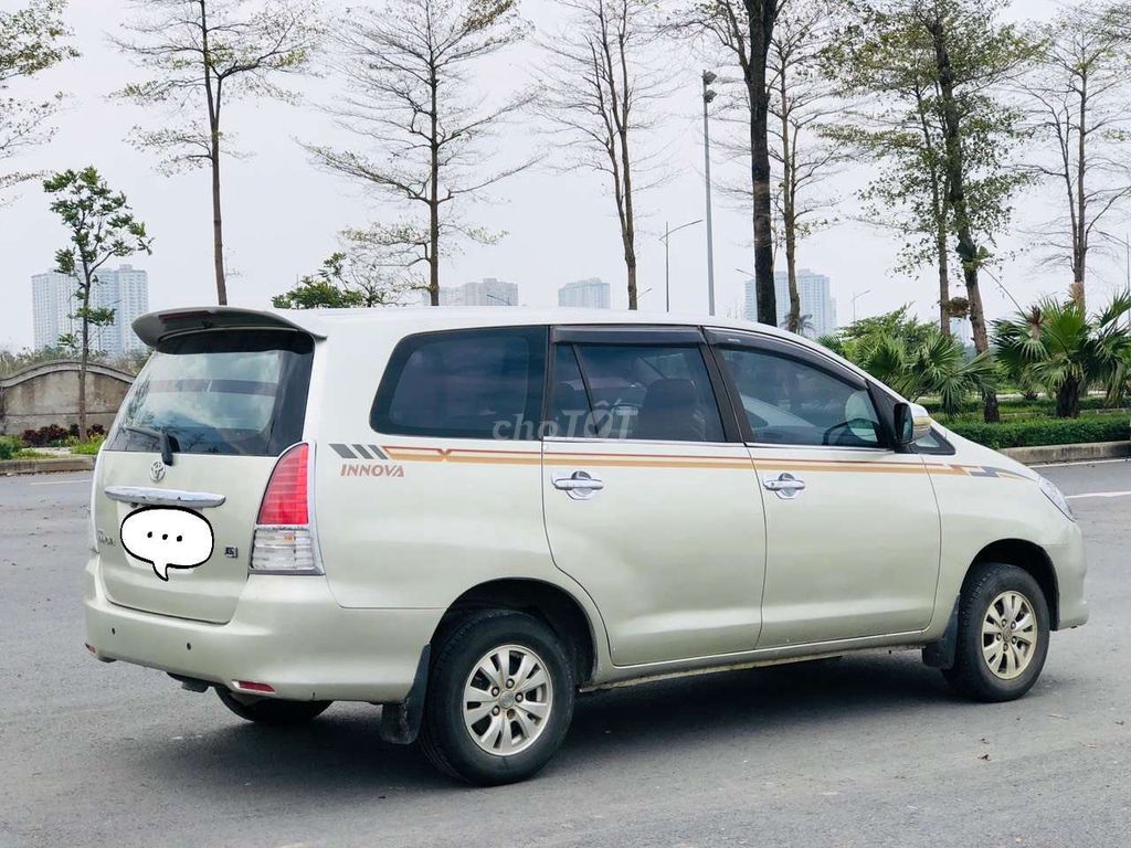 Ngỡ ngàng trước chiếc Toyota Innova rao bán giá 255 triệu, rẻ hơn Kia Morning mới tận 150 triệu ảnh 3