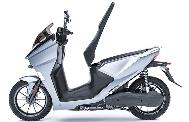 Vén màn 'kẻ soán ngôi' Honda SH 150i 2021 với thiết kế hoành tráng, công nghệ ấn tượng bậc nhất ảnh 1