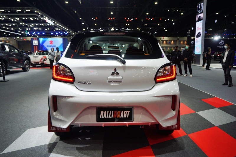 Mitsubishi ra mắt mẫu hatchback giá 366 triệu ‘đối đầu’ Toyota Yaris, rẻ ngang Kia Morning Việt Nam ảnh 1
