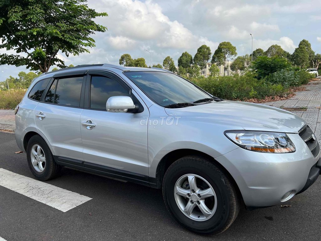 Chiếc Hyundai Santa Fe rao b&aacute;n gi&aacute; 355 triệu g&acirc;y sốt d&acirc;n t&igrave;nh, rẻ chỉ ngang Kia Morning mới 2021 ảnh 3