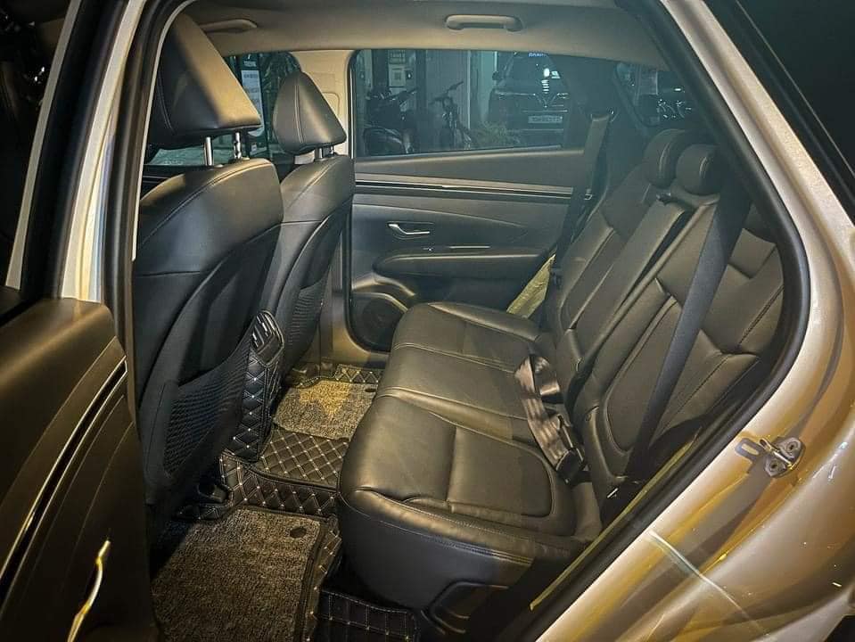 'Trố mắt' trước giá rao bán Hyundai Tucson 2022: Ngoại hình mới toanh, trang bị so kè Mazda CX-5 ảnh 2