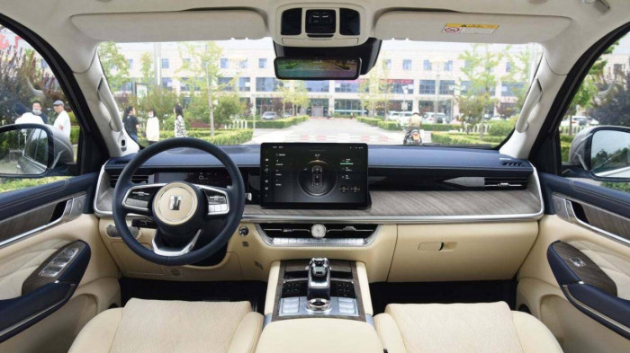 &lsquo;Đại k&igrave;nh địch&rsquo; Toyota Land Cruiser Prado 2022 g&acirc;y sốt với gi&aacute; rẻ gần nửa, trang bị ngầu đ&eacute;t ảnh 3