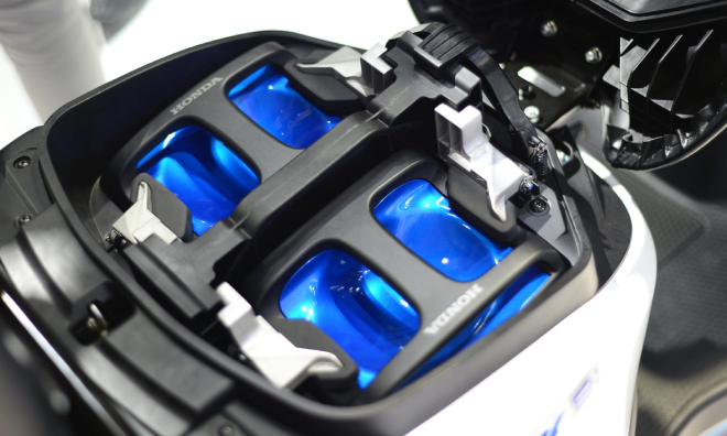 Honda ra mắt mẫu xe m&aacute;y mới h&uacute;t kh&aacute;ch hơn Honda Vision 2021: Diện mạo si&ecirc;u thực, sức mạnh miễn ch&ecirc; ảnh 2