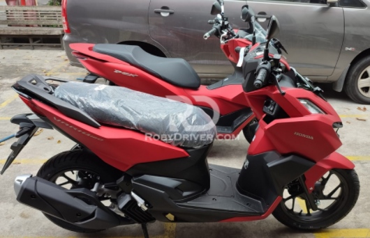 ‘Kẻ ngáng chân’ Honda SH 150i 2021 gây sốt giá 80 triệu: Trang bị ngầu đét so kè ‘đàn anh chung mâm' ảnh 2