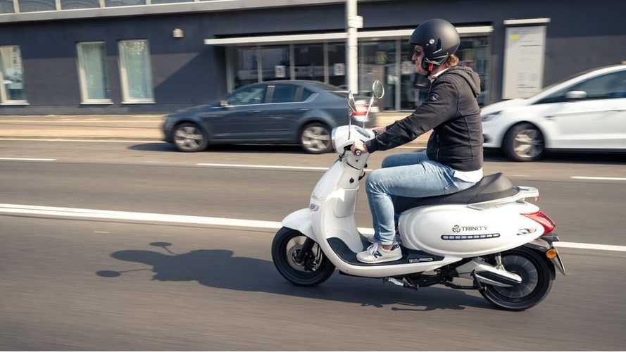 Xuất hiện mẫu xe m&aacute;y ngang cơ Honda SH 125i: Diện mạo xuất sắc, c&ocirc;ng nghệ ngập tr&agrave;n m&ecirc; mẩn d&acirc;n t&igrave;nh ảnh 2