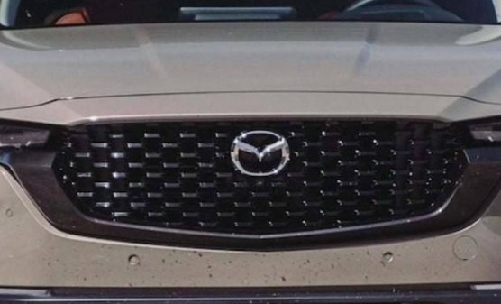 'Tân binh khủng long' thế chân Mazda CX-5 2022 lộ diện: Quyết 'san bằng' mọi đối thủ! ảnh 1