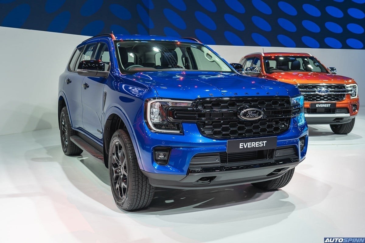 Ford Everest thế hệ mới 2022 rục rịch ra mắt, bản cũ giảm sốc 80 triệu cho khách Việt ảnh 1