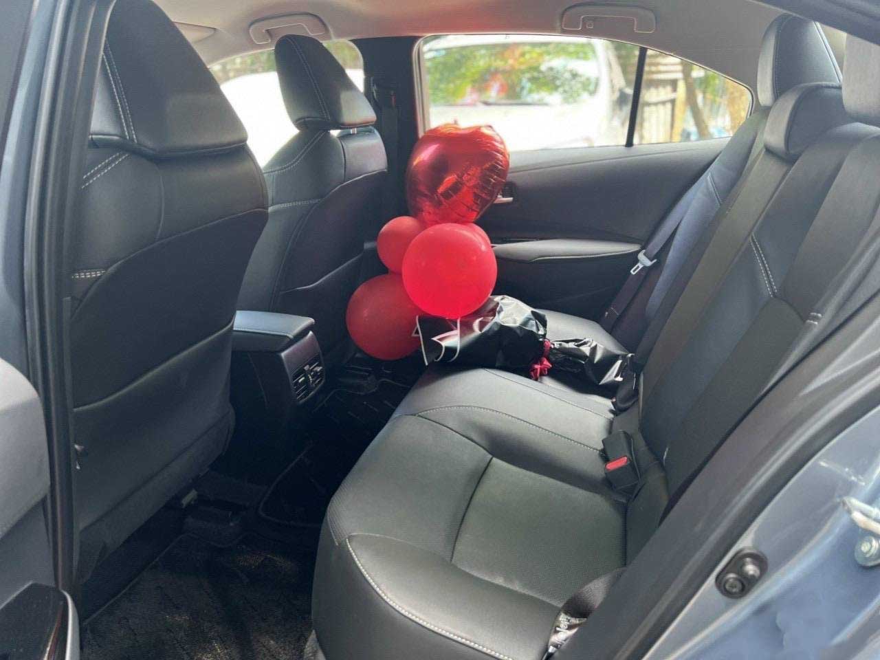 Kh&aacute;ch Việt ngẩn ngơ v&igrave; chiếc Toyota Corolla Altis 2022 c&oacute; gi&aacute; rao b&aacute;n g&acirc;y sốt, trang bị l&agrave; điểm nhấn ảnh 2