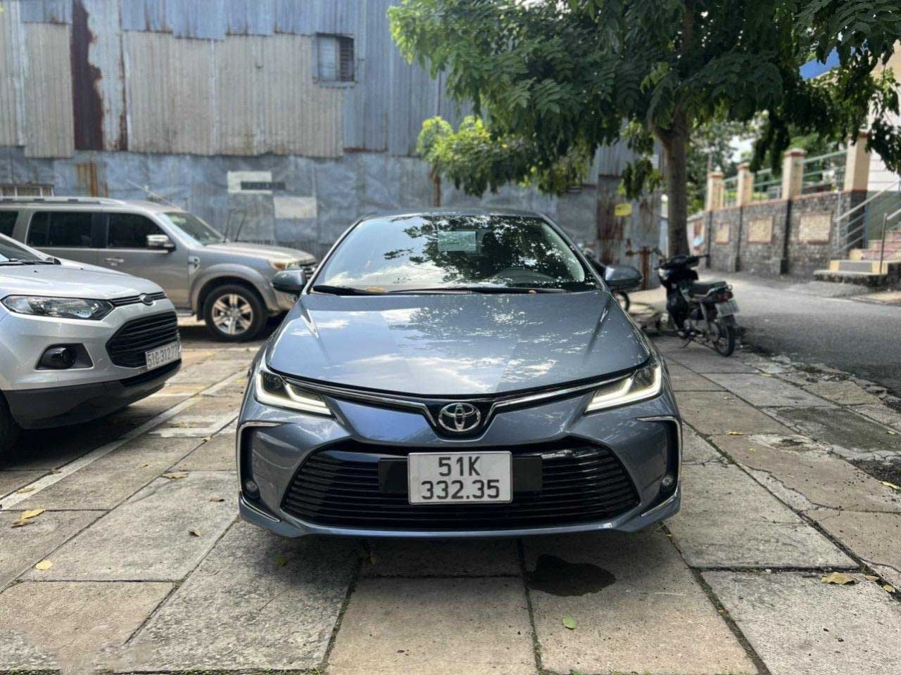 Khách Việt ngẩn ngơ vì chiếc Toyota Corolla Altis 2022 có giá rao bán gây sốt, trang bị là điểm nhấn ảnh 4