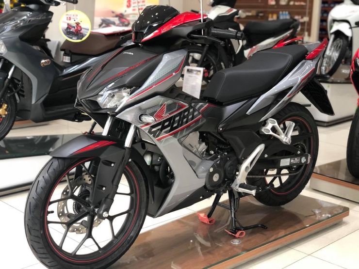 Giá xe Honda Winner X 2022 hạ kỷ lục 'rượt đuổi' Yamaha Exciter 150: Khách Việt nhanh chân kẻo lỡ ảnh 1