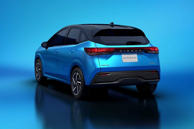 K&igrave;nh địch Mitsubishi Xpander 2022 lộ diện: Trang bị 'lấn &aacute;t' Toyota Veloz Cross, thiết kế m&ecirc; ly ảnh 1