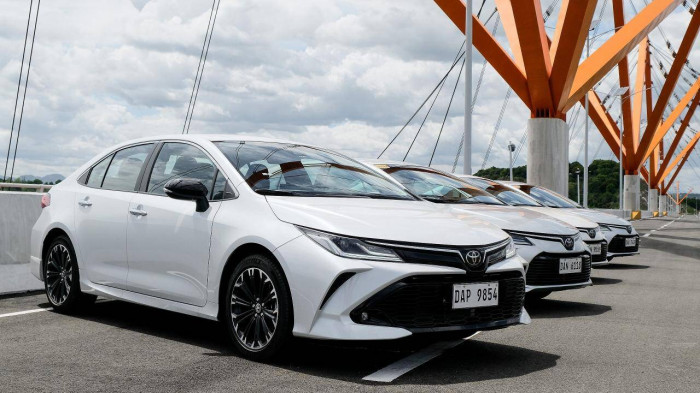 Toyota Corolla Altis 2022 GR Sport lộ diện: Công nghệ và thiết kế ‘chiếm sóng’ Honda Civic, Kia K3 ảnh 3