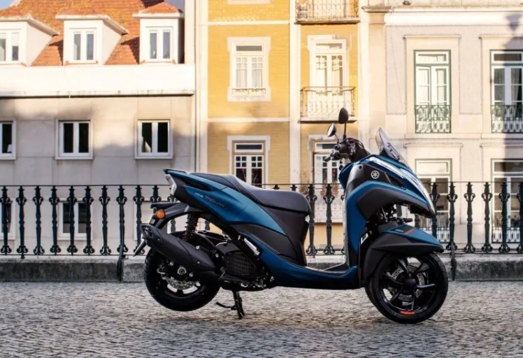 Ngắm mẫu xe tay ga 'đối đầu' Honda SH 150i: Gi&aacute; cực ngon, c&ocirc;ng nghệ vượt bậc m&ecirc; hoặc kh&aacute;ch Việt ảnh 2