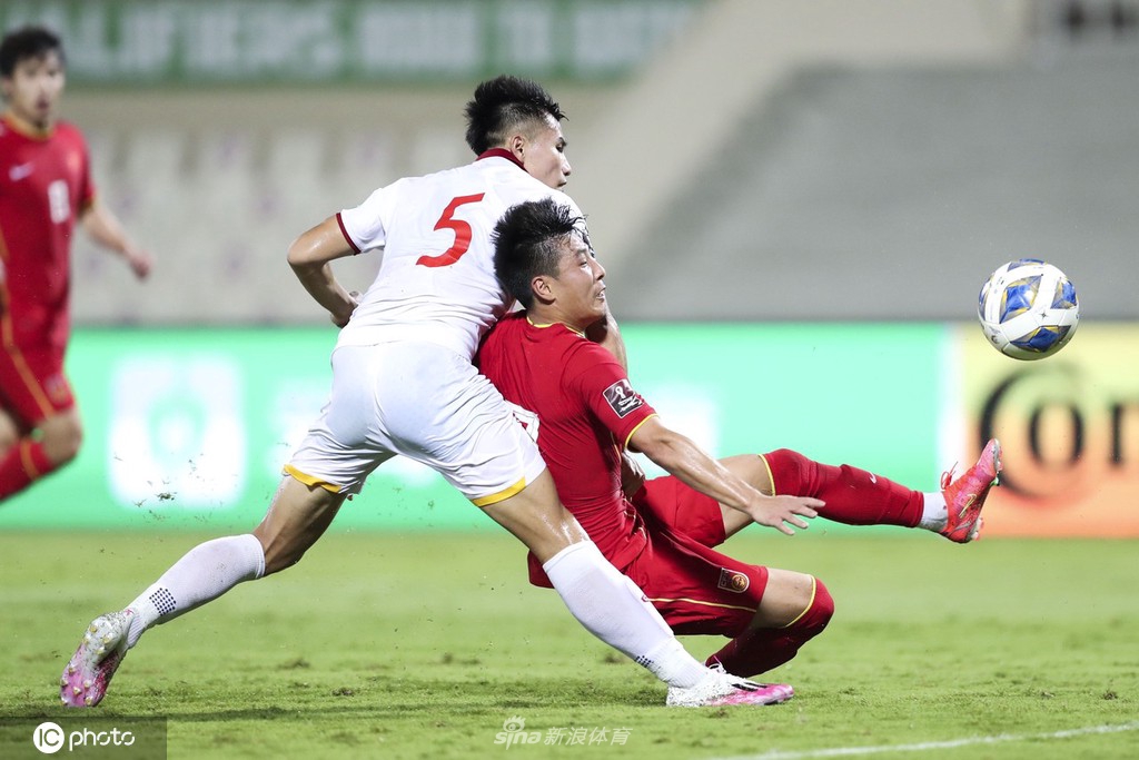 Báo Trung Quốc nổi giận vì đội nhà bị chê ở vòng loại World Cup, ĐT Việt Nam bất ngờ chịu 'vạ lây'
