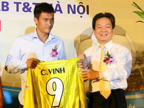 Đại gia V.League mời gọi hợp đồng tiền tỷ, ngôi sao số 1 ĐT Việt Nam sẽ phá kỷ lục của Công Vinh?