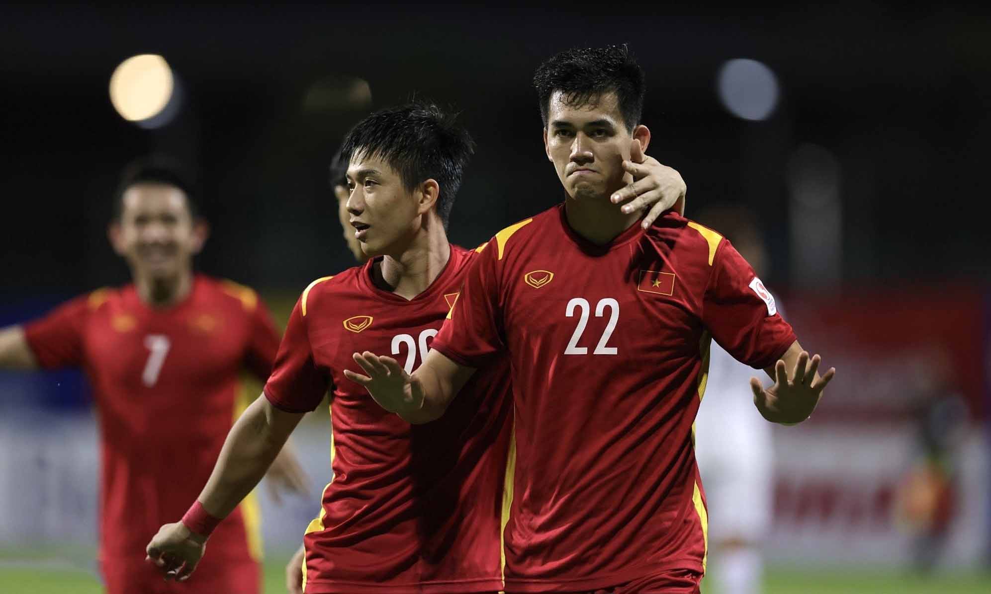 ĐT Việt Nam tự làm khó mình, báo Hàn Quốc nói điều bất ngờ về kế hoạch của HLV Park tại AFF Cup 2021