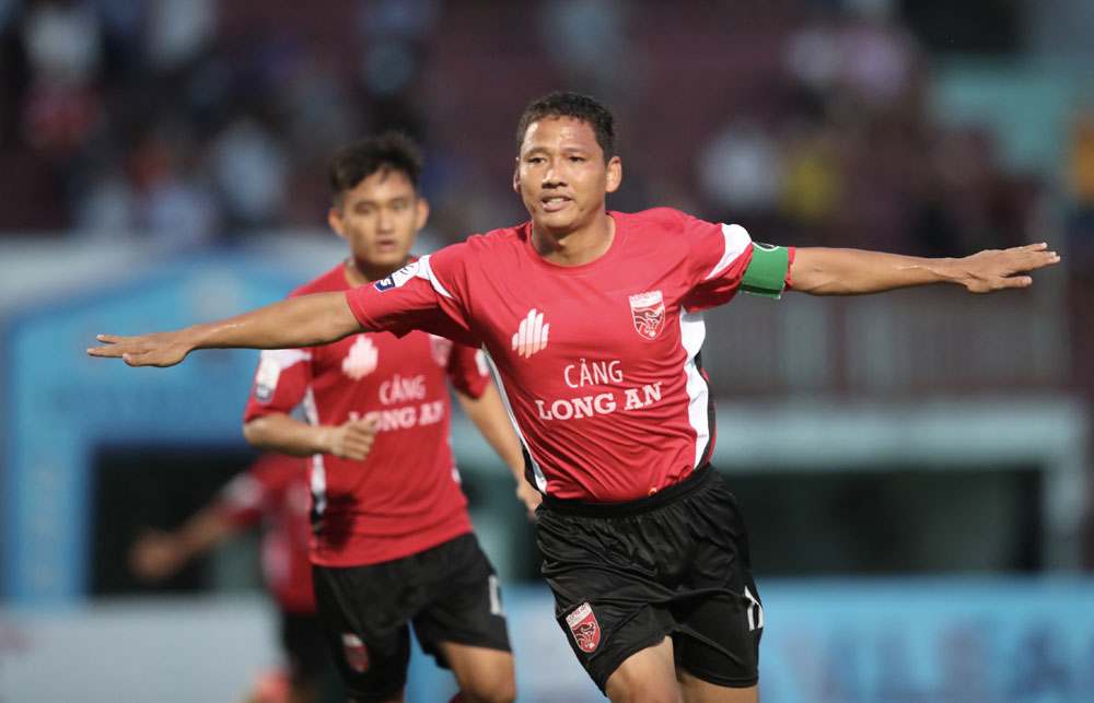 Một mình gánh cả đội bóng, người hùng AFF Cup sắp được HLV Park gọi lại ĐT Việt Nam