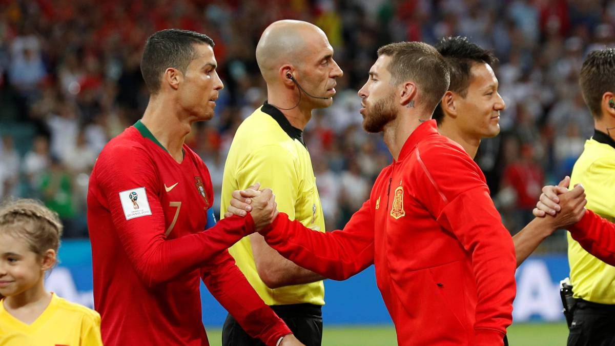 Vượt mặt huyền thoại ĐT Việt Nam, HLV trưởng HAGL được FIFA vinh danh cùng Sergio Ramos, Ronaldo