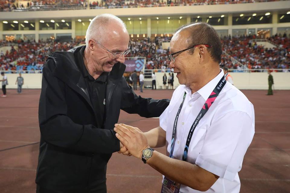 Báo Hàn Quốc 'mách nước', chỉ ra điều bóng đá Việt Nam cần có nếu muốn HLV Park sớm ký hợp đồng mới