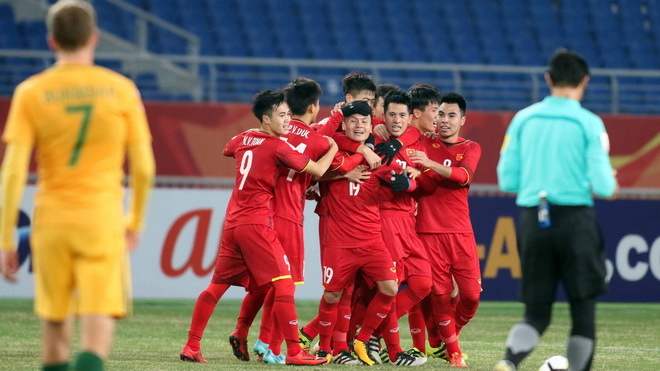 Cường địch gặp bất lợi lớn chưa từng thấy, ĐT Việt Nam gần thêm một bước với vé dự World Cup 2022