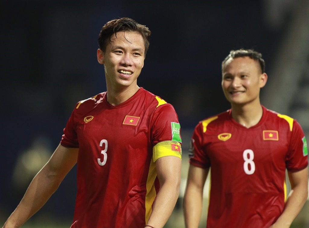 Trụ cột ĐT Việt Nam có bến đỗ mới sau AFF Cup 2021, mức lương khủng vượt xa kỷ lục của Công Vinh
