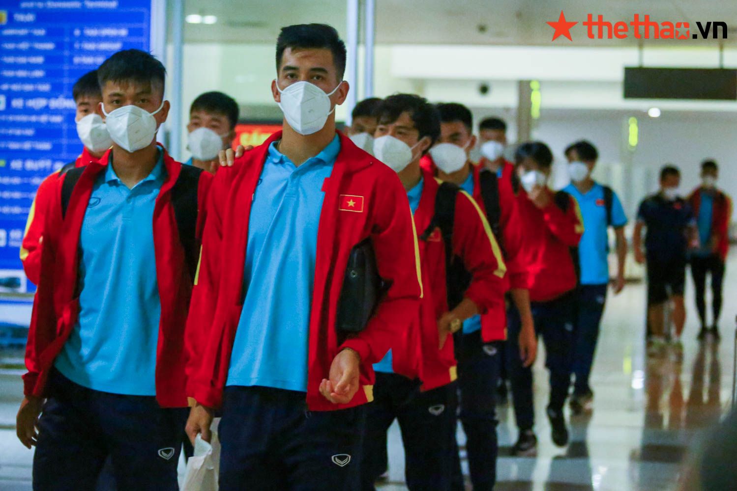 ĐT Việt Nam gặp đối thủ mạnh chưa từng thấy, C&ocirc;ng Phượng c&oacute; kịp trở lại ở trận tiếp đ&oacute;n Australia?