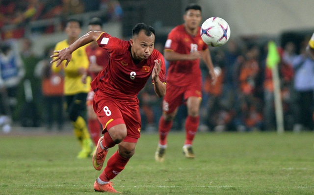 Hậu vệ số 1 ĐT Việt Nam lên tiếng về nguy cơ giải nghệ, HLV Park 'thở phào' trước thềm SEA Games 31