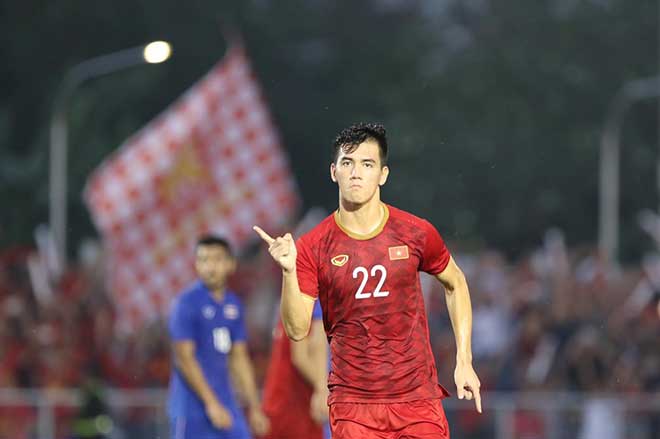 ĐT Việt Nam chốt 3 ' si&ecirc;u viện binh' dự SEA Games 31: Quang Hải, C&ocirc;ng Phượng bị HLV Park 'gạch t&ecirc;n'