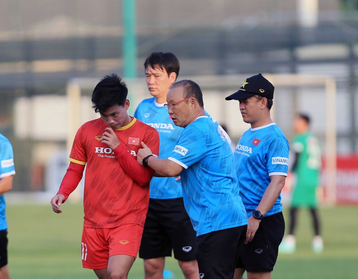 'Người h&ugrave;ng U23' nhận vinh dự lớn từ AFC, HLV Park c&oacute; 'vũ kh&iacute; mới' cho ĐT Việt Nam nhờ c&ocirc;ng Kiatisak