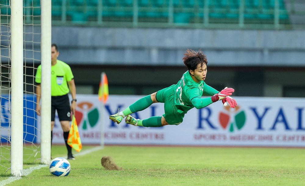 Đánh bại Thái Lan ở U19 Đông Nam Á, người hùng ĐT Việt Nam bất ngờ bị cảnh cáo vì làm trái luật FIFA